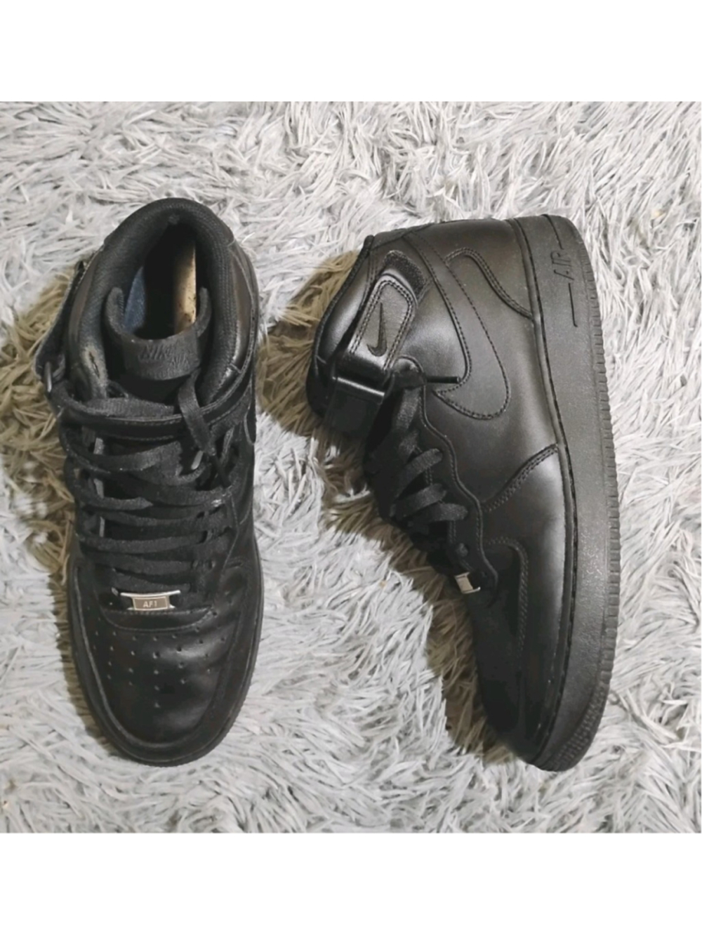 Nike Air Force 1 Mid 07 Triple Black Men Size 9.5 Sneakers CW2289-001